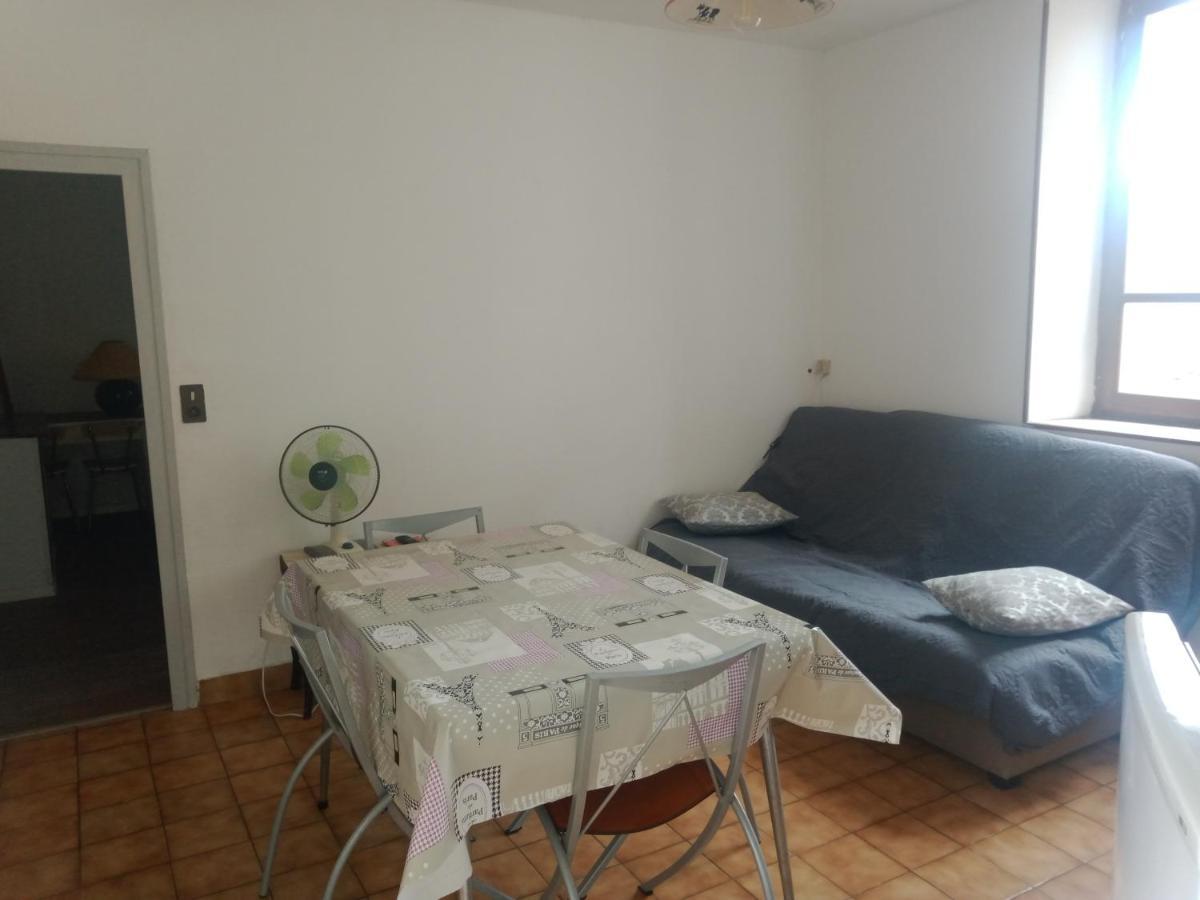 Appartement Du Jardin Saint-Affrique Buitenkant foto