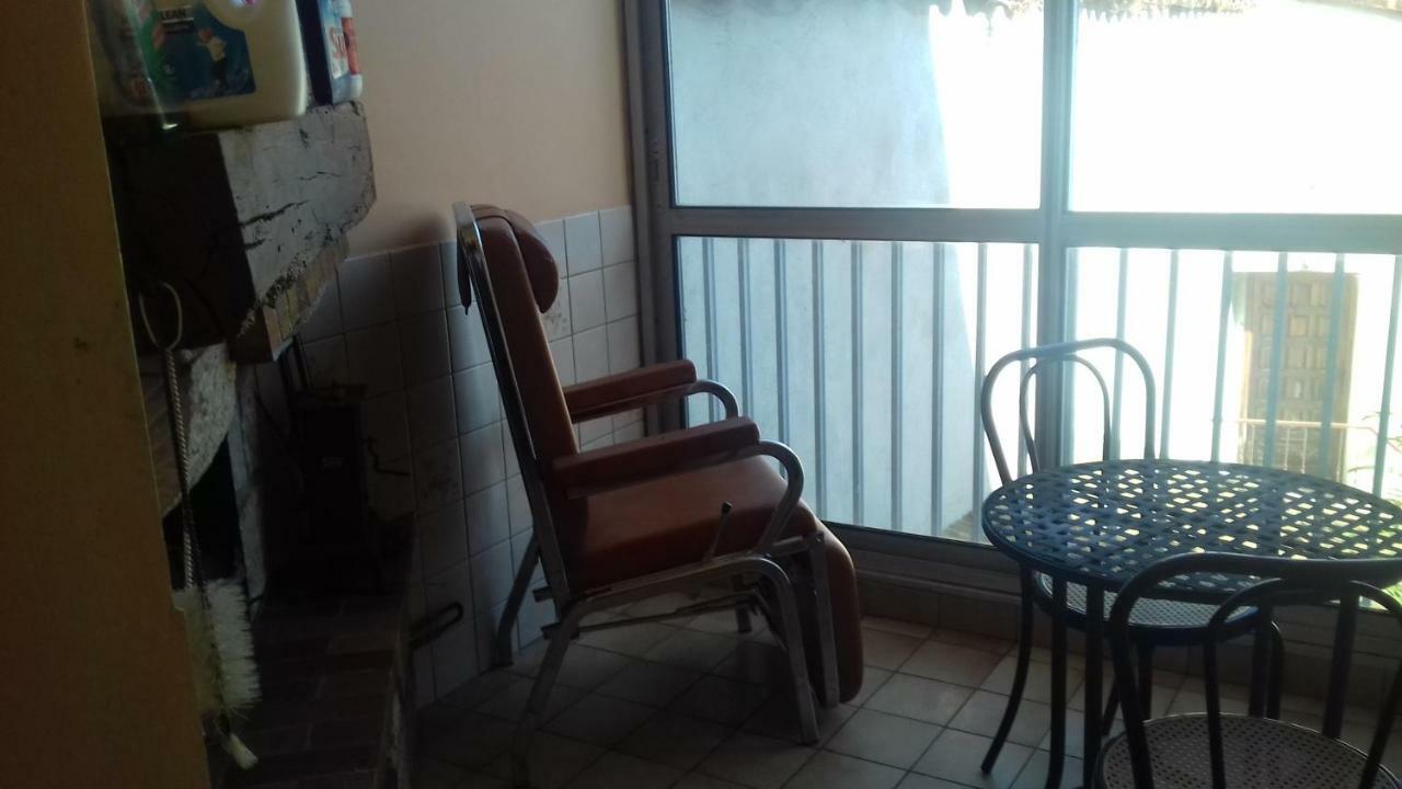 Appartement Du Jardin Saint-Affrique Buitenkant foto